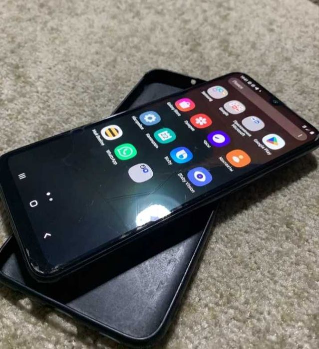 Samsung  a50 4/64 Гб