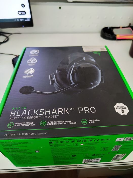 Наушники Razer BlackShark v2 Pro