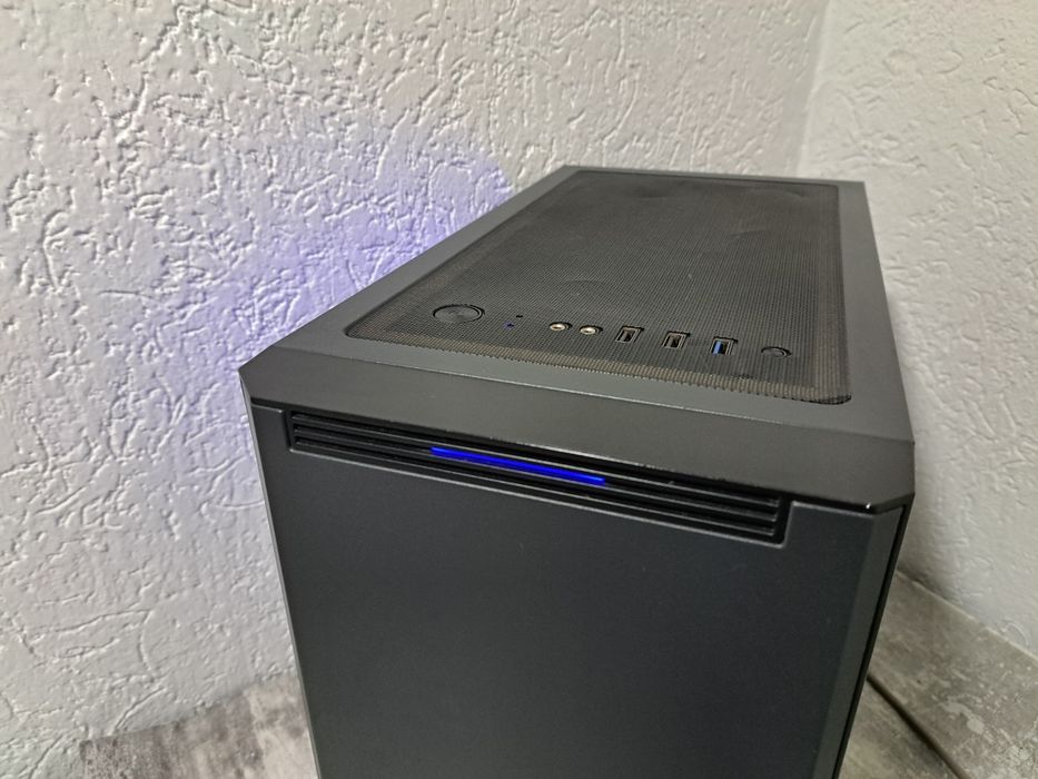 Продам игровой системный блок AEROCOOL  (идеал)