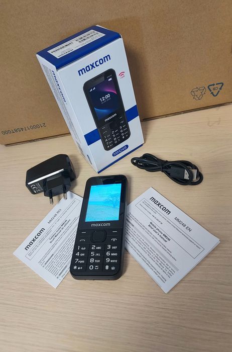 Telefon mobil cu butoane MAXCOM MM248 Dual Sim seniori, nou, la cutie : incarcator + cablu  + prospect romana + engleza