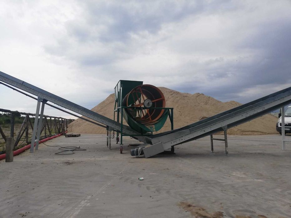 Лентови транспортьори,  Елеватори, Редлери, и др.