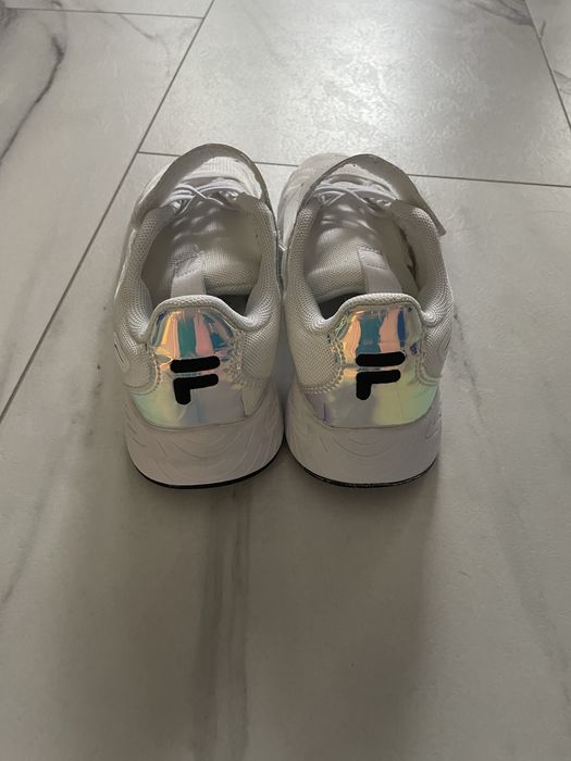 Страхотни маратонки Fila