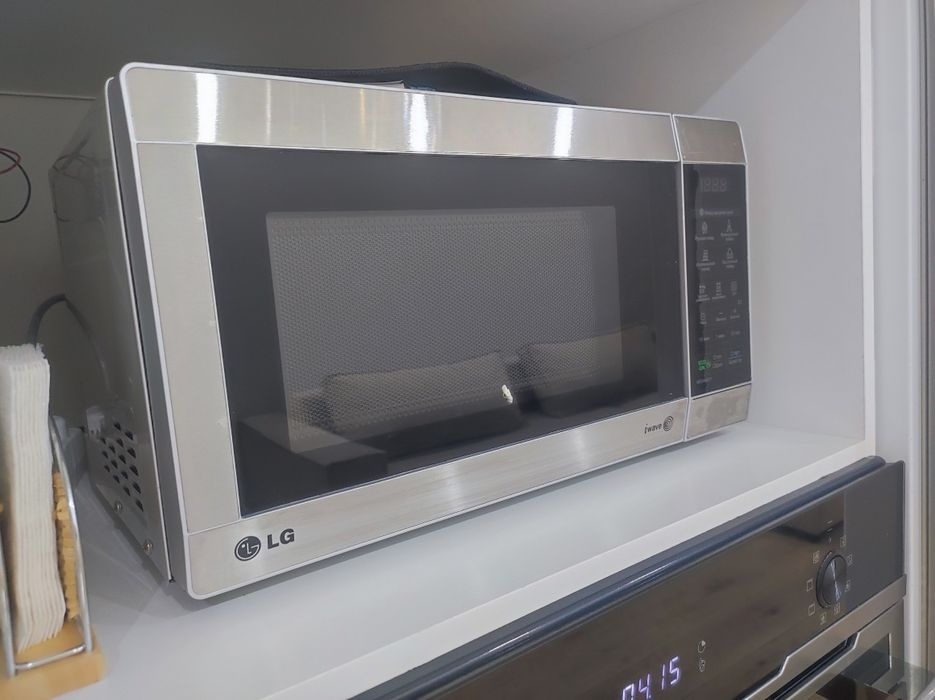 Микроволновая печь