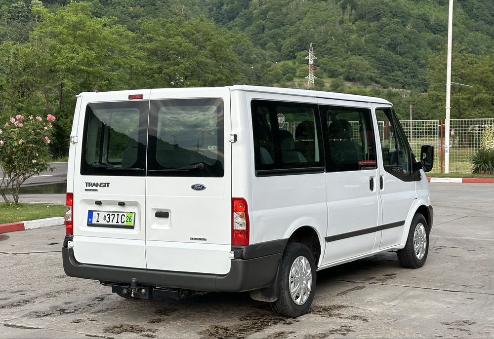 Ford Transit 9 Locuri 2012/ 2.2TDCI 125PS/ Klima