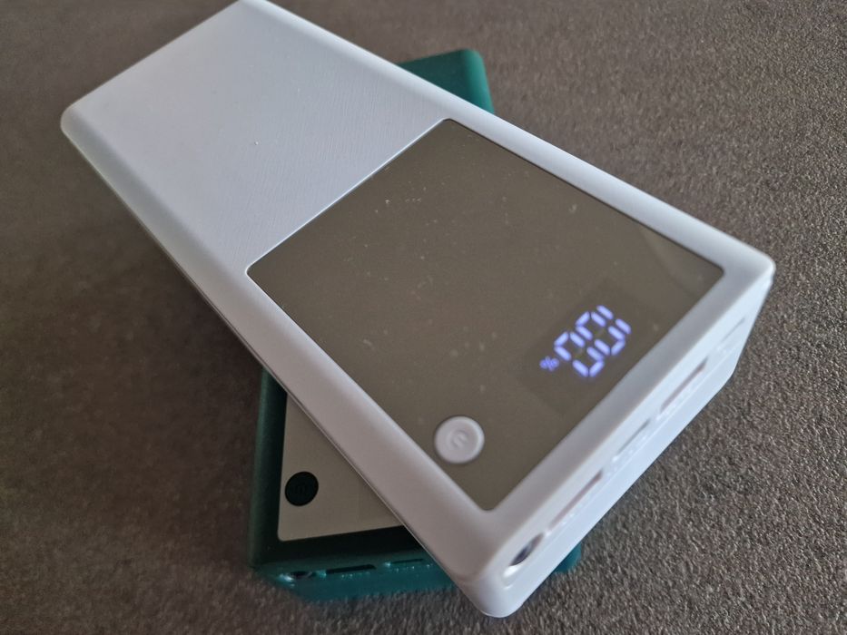 Vand powerbank 23.000mAh, fastcharge