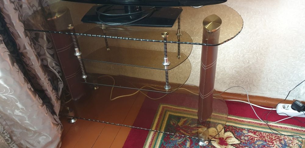 Подставка под телевизор стекло