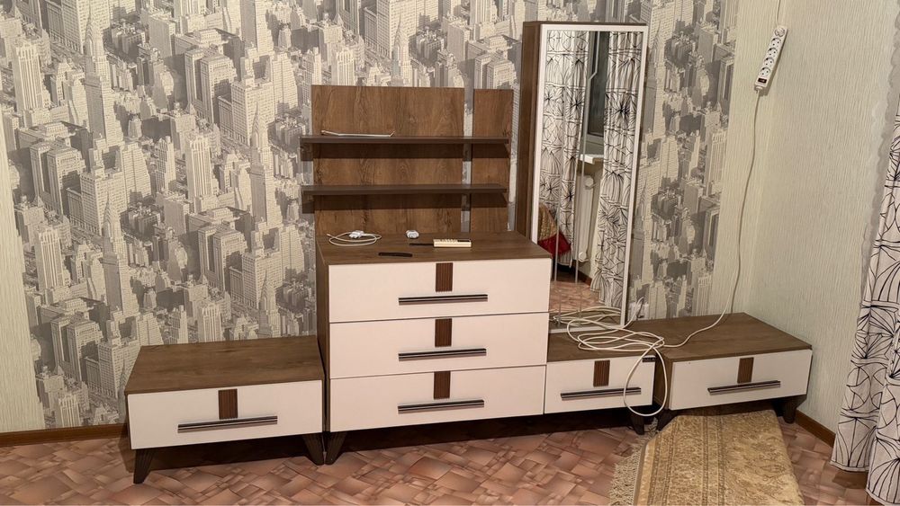 Продам спальный ганитур