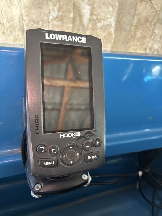 Сонар LOWRANCE Hook-4 CHIRP Combo (BG Menu) с GPS