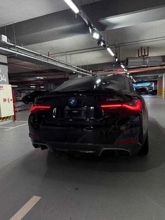 BMW I-4 35I pod zakaz