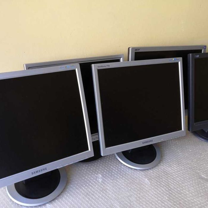 Мониторы "17-дюйм" 24/7