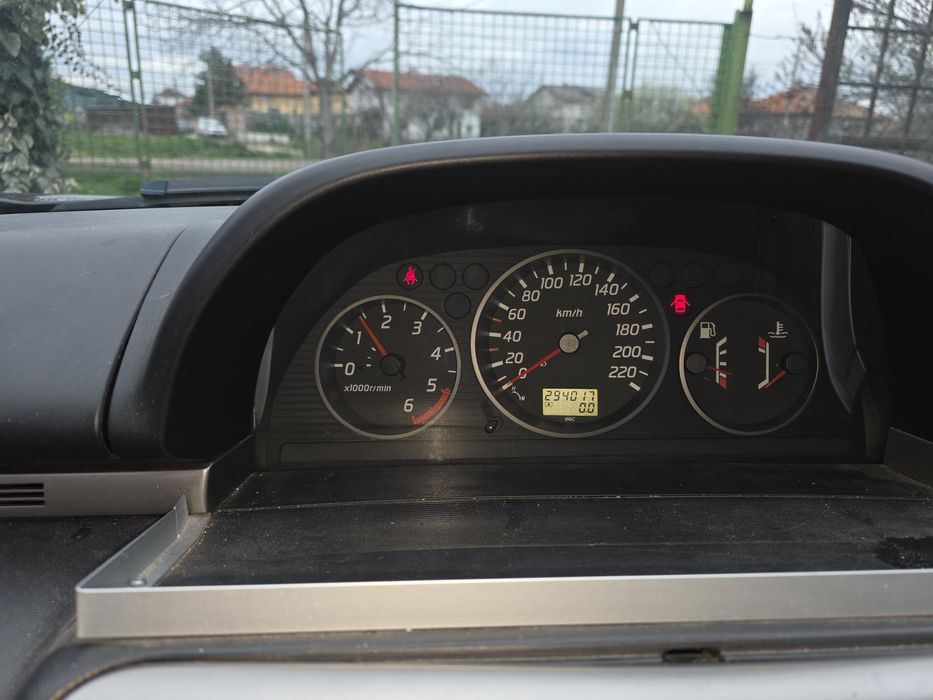 Нисан Х-Траил 2.2 114кс 2003г