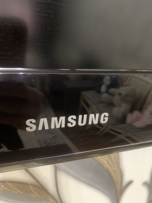 Телевизор большой