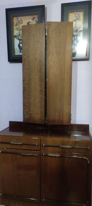 Продается тремо с зеркалом