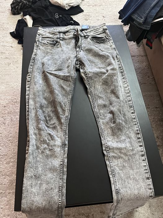 распродажа все по 2000тг