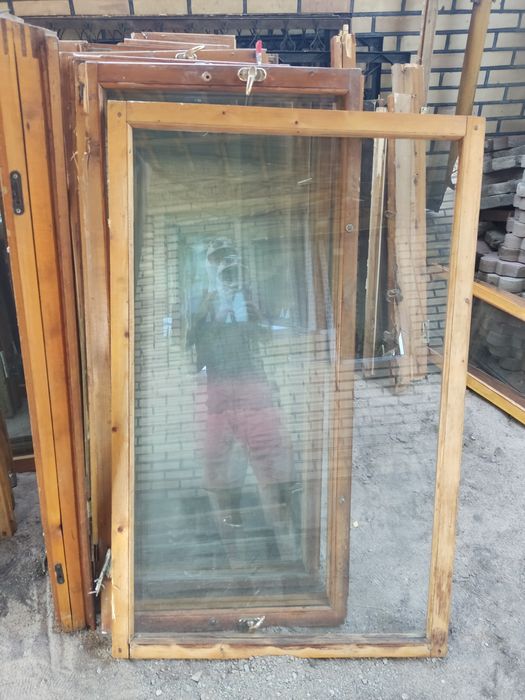 Продам балясины бу ,стёкла  бу.