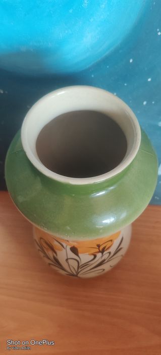 Комнатные вазы для цветов