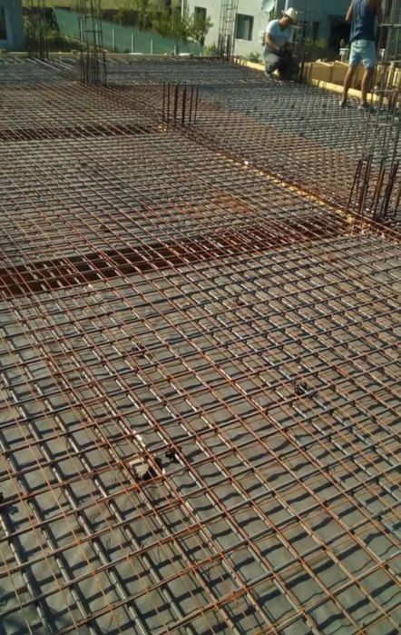 Prestez servicii în domeniul constructii