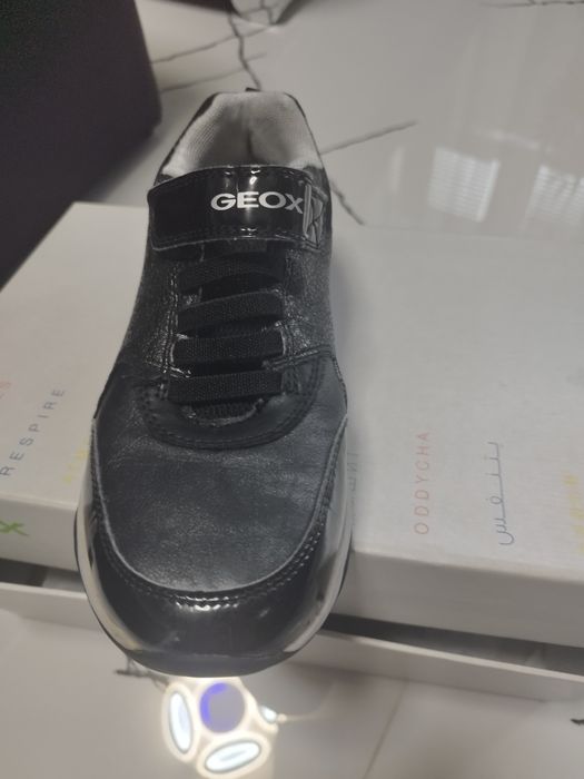 Маратонки geox  37