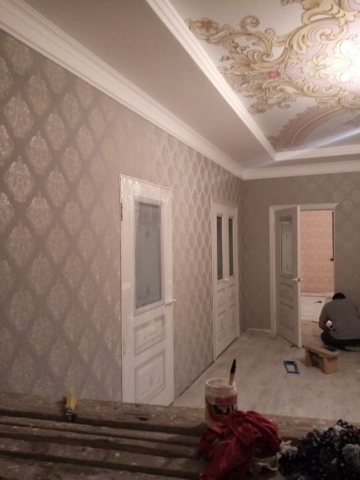 Клеем обой без швов