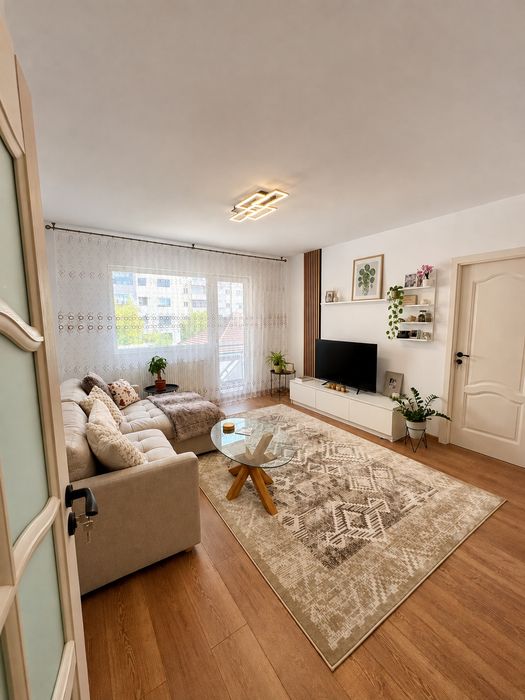 Vând Apartament Central Hunedoara