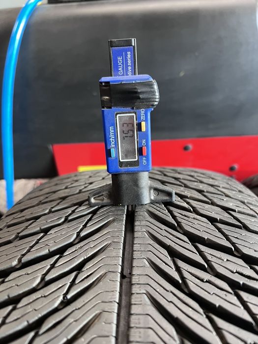 Зимни гуми 235/55 R18 Michelin