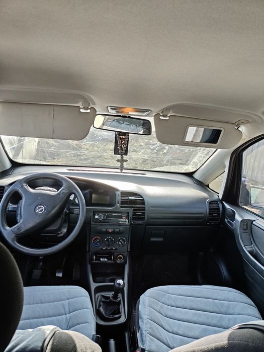 Продам Опель Зафира