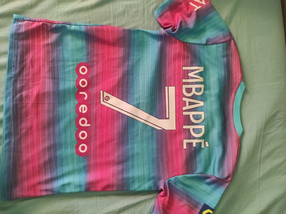 Футболни екипи на любими футболисти - 4 броя, за ръст 164