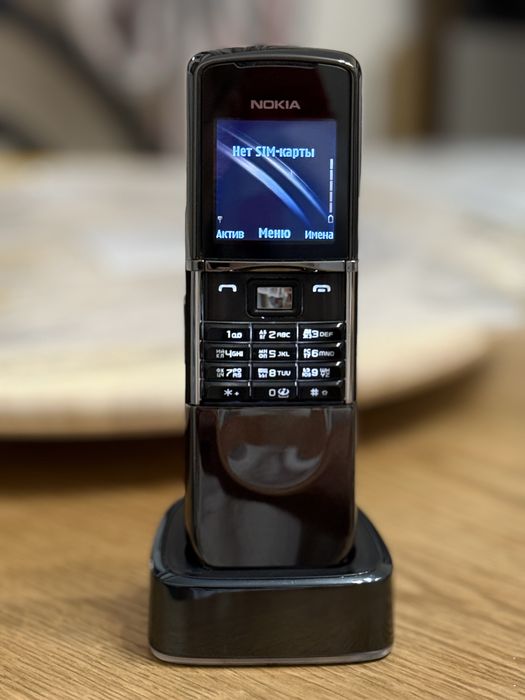 Nokia Nokia 8800D Sirocco (luna) Black САПФИР