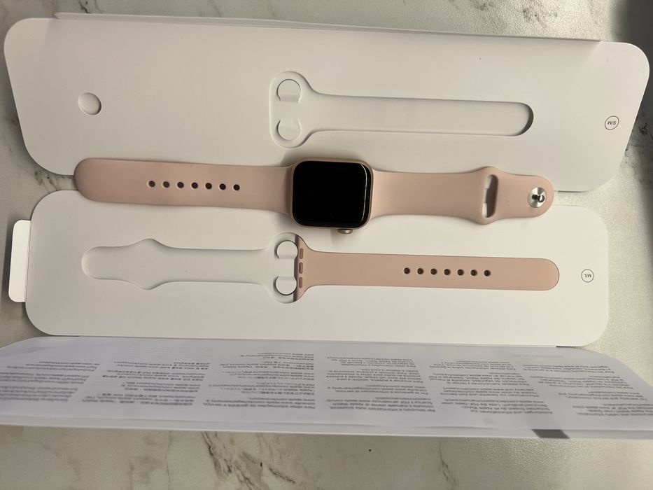 Смарт-часы Apple Watch SE 40mm. ОРИГИНАЛ