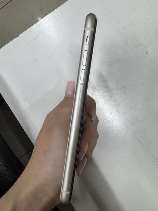 Продам 11 Айфон 128 Gb