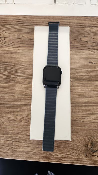 Apple I watch 9 45mm 64gb