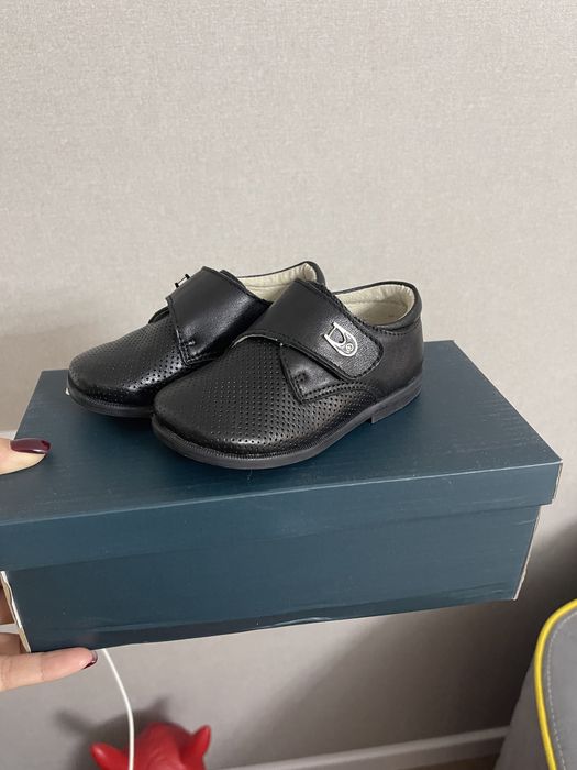 Кожанные туфли на мальчика