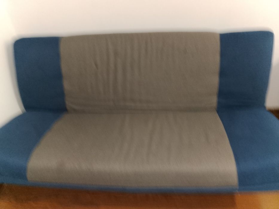 Продается Диван б/у