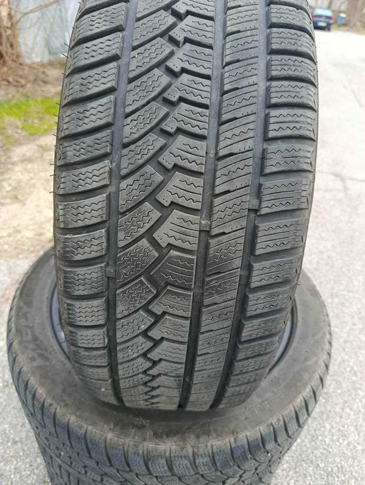 Зимни гуми 4 бр. 255/45/20, DOT 22/23