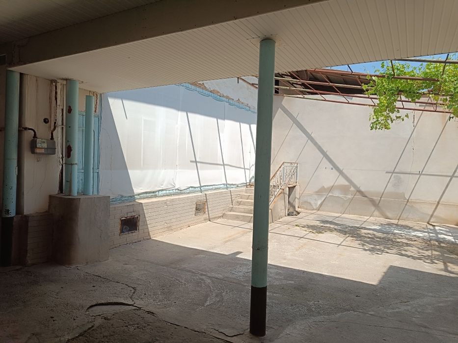 Uchaska 6 sotiqli sotiladi yaxwi maxalla kokcha oqtepa