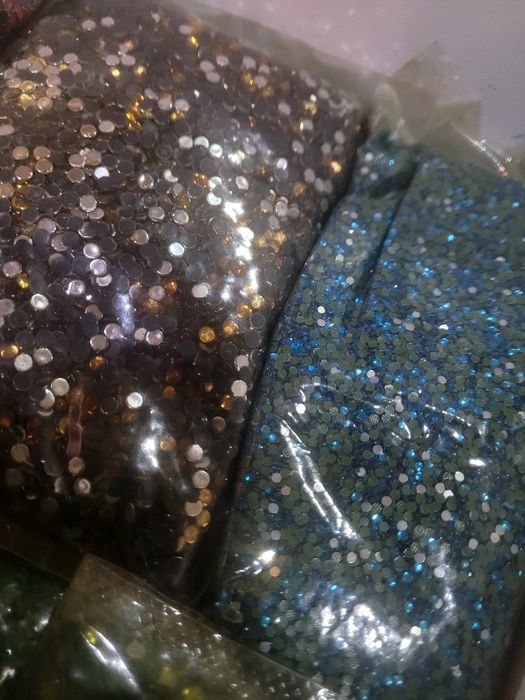 Термо стразы разноцветные