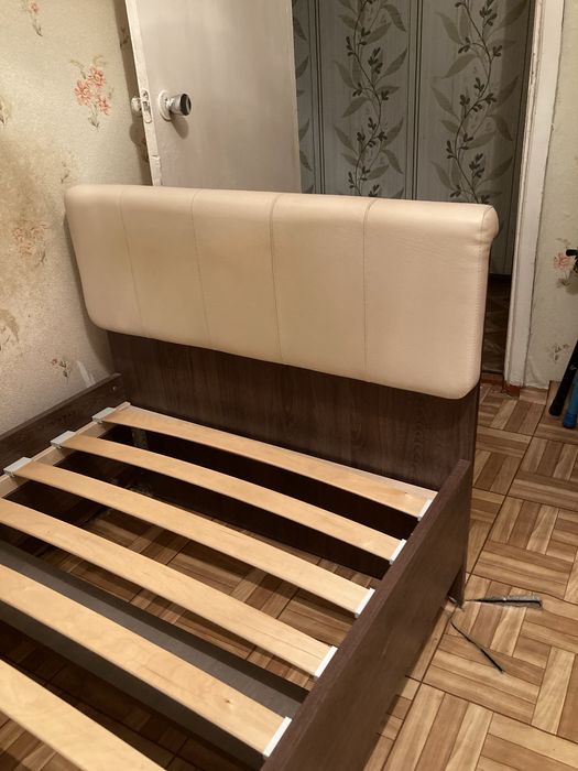 Кровать односпальная