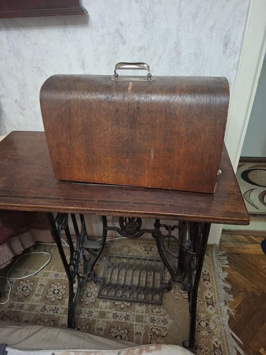 Masina de cusut in stare buna