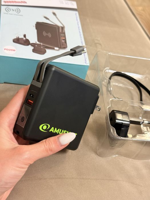 4-в-1 Супер Зарядно / POWER BANK – Идеално за пътуване