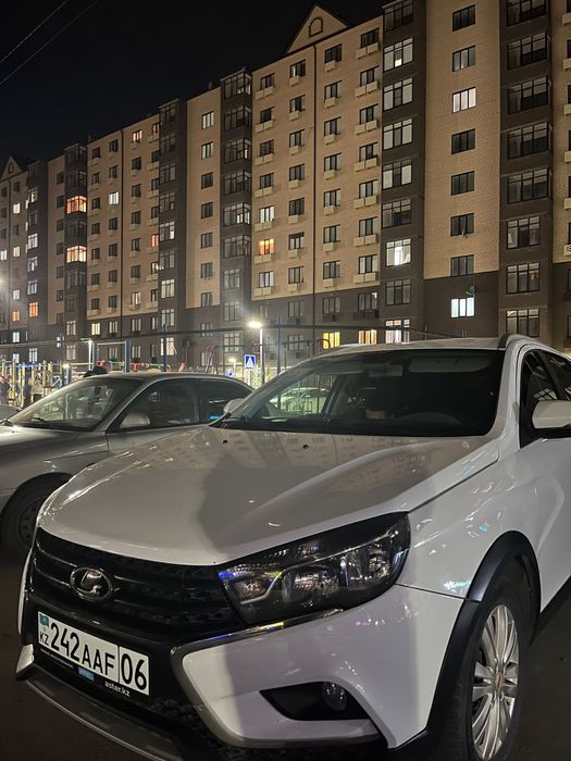 Lada Vesta cross