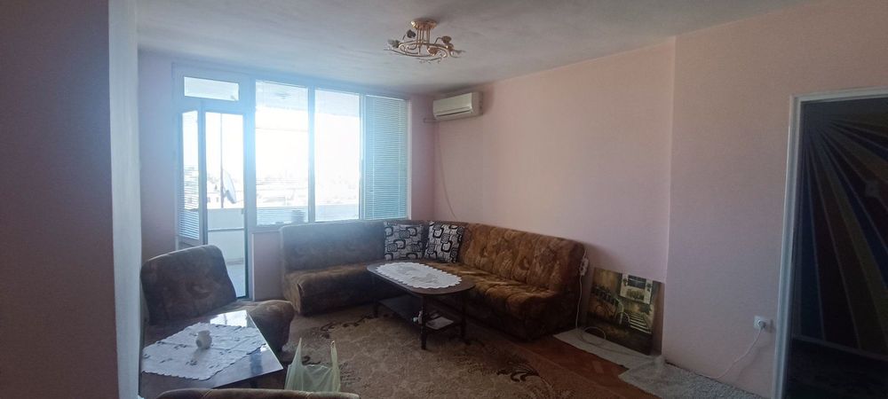 Дава се под наем Четиристаен апартамент в Пловдив, Въстанически - 92 кв.м за 510 € - Снимка #1