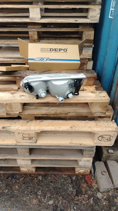 Фары тайота самри 25