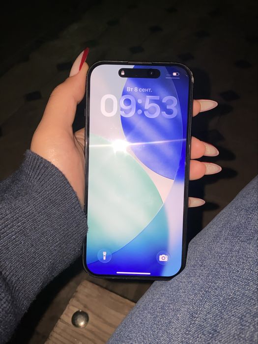 Iphone 16 продается