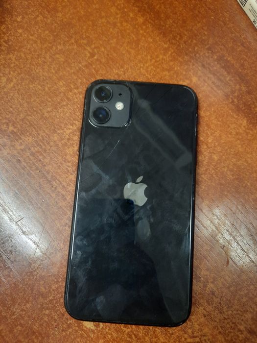 Айфон 11 срочно 64гб