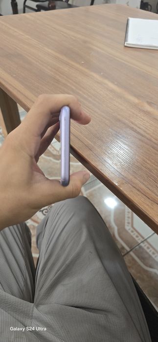 IPhone 11 karobka dakemint holati ideal 83 yomks ochilmagan tel
