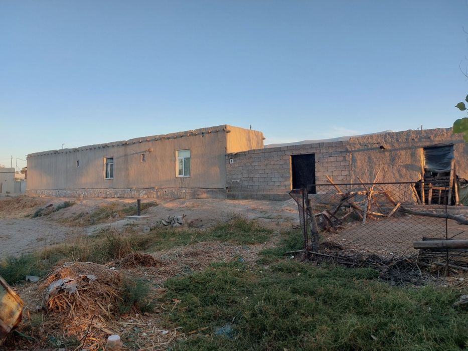 Уй сотилади нархи телда келишилади