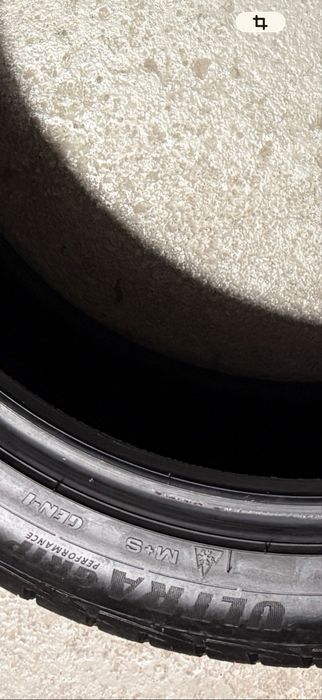 Шины зимние 245/45-21 goodyear