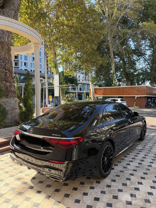 Mercedes-Benz s 580 full
