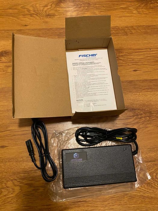 54,6V 2A 5pin трапец Fischer/ 48v Зарядно за електрически велосипед