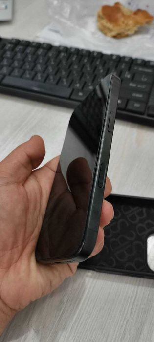 Iphone 16 pro 128GB Black Titanium Dual SIM